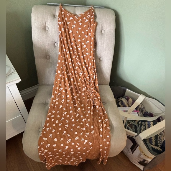 O'Neill Dresses & Skirts - O'Neill Floral Maxi Dress